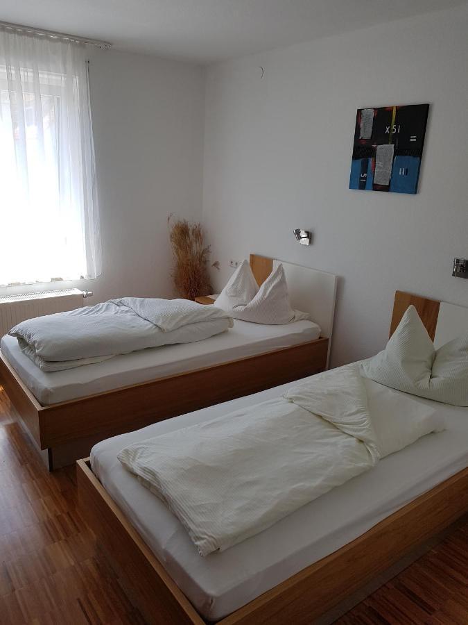 Hotel Restaurant Hirsch Schmiechen Екстериор снимка
